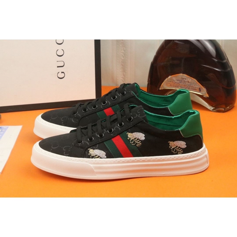 G*u*i casual shoes